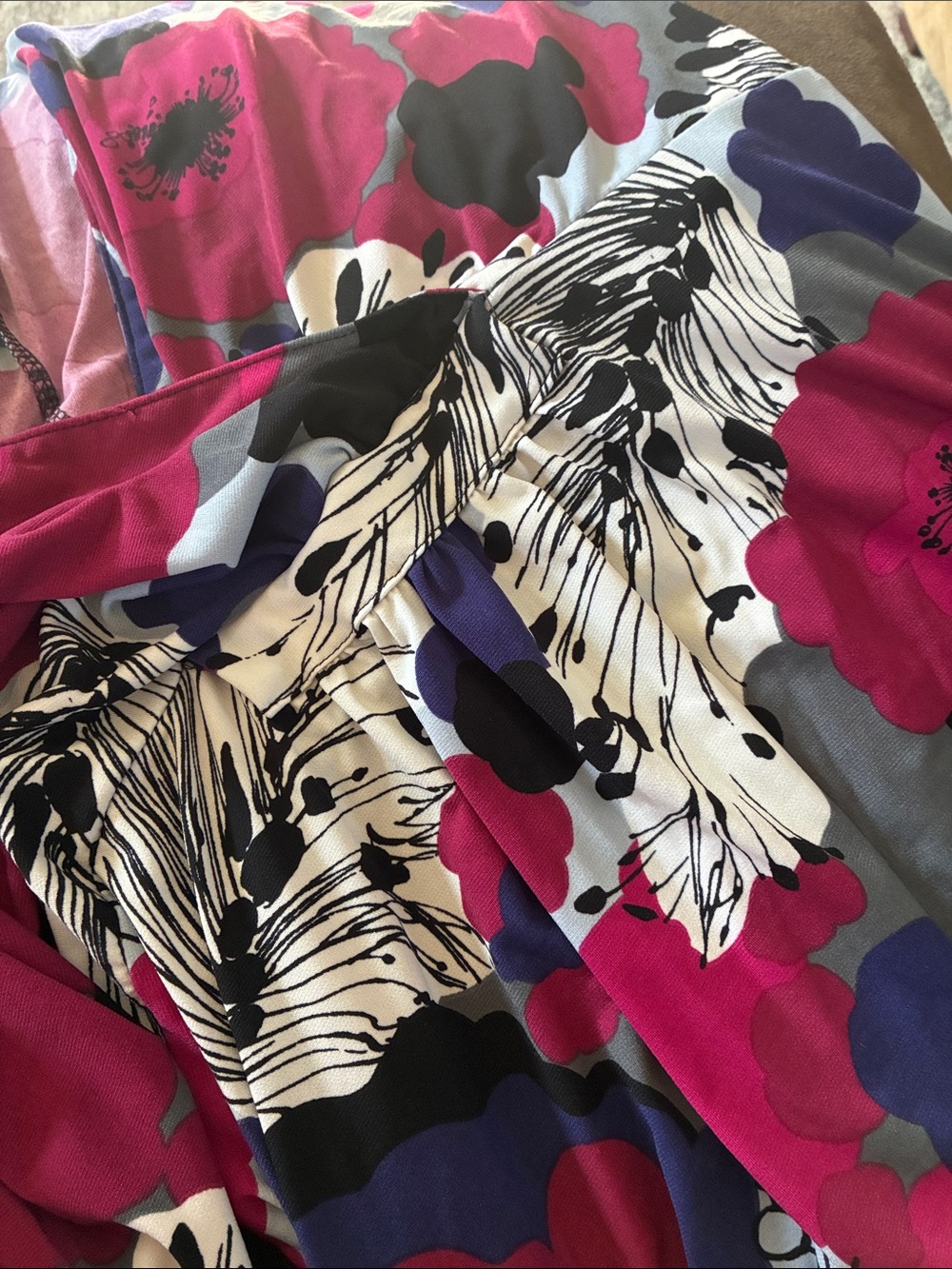 Mossimo Stretch Floral Print Dress in Magenta, Purple & Black 20/22W